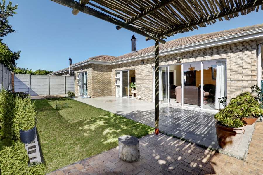 3 Bedroom Property for Sale in Sonkring Western Cape